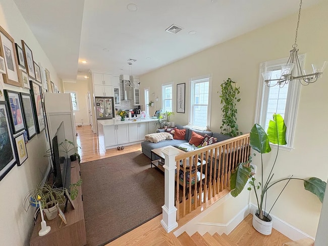 32 Putnam Ave, Unit 3