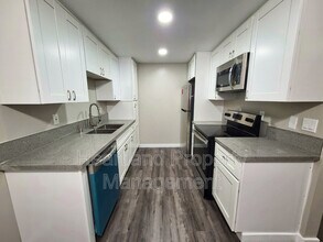 10272 Black Mountain Rd in San Diego, CA - Building Photo - Building Photo