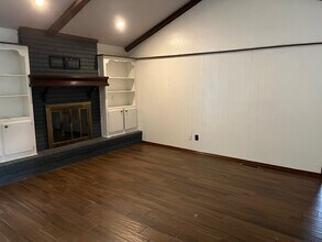 1501 SW 86th St in Oklahoma City, OK - Foto de edificio - Building Photo