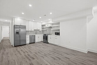 1814 Ingleside Terrace NW in Washington, DC - Building Photo - Building Photo