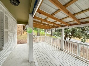 1300 Highcrest Dr in Chattanooga, TN - Building Photo - Building Photo