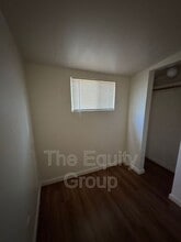449 W Maple St in Exeter, CA - Building Photo - Building Photo