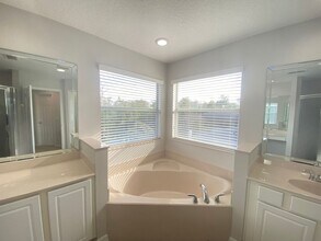 5 Bedroom / 3 Bath Home in Cypress Lake, A in Orlando, FL - Building Photo - Building Photo