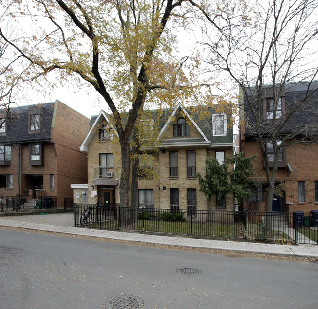 Trefann Court in Toronto, ON - Building Photo - Building Photo