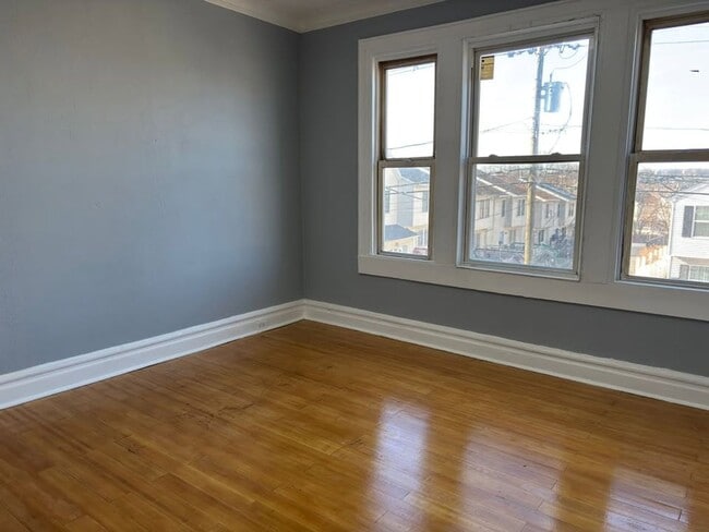 702-704-704 S 19th St in Newark, NJ - Building Photo - Building Photo