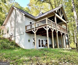 6965 Lakeside Pl in Gainesville, GA - Building Photo - Building Photo