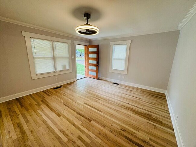 1511 Humes Ave NE in Huntsville, AL - Building Photo - Building Photo