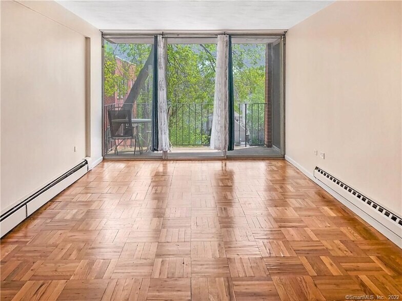 87 Glenbrook Rd in Stamford, CT - Building Photo