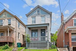 2316 Chickasaw St in Cincinnati, OH - Building Photo