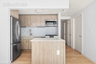 2231 Adam Clayton Powell Jr Blvd, Unit 319 in New York, NY - Building Photo - Building Photo