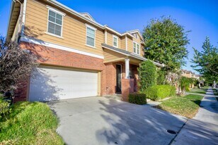 4587 Vincent Way in Riverside, CA - Building Photo