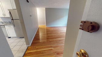 51 Colborne Rd, Unit 4 in Boston, MA - Building Photo