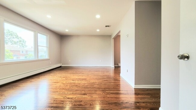223 Miller Ave in Elmwood Park, NJ - Building Photo - Building Photo
