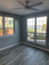 2202 Bay Club Cir in Tampa, FL - Building Photo - Building Photo