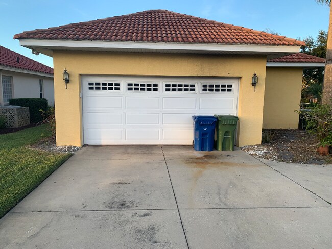 205 Lake Region Blvd S in Winter Haven, FL - Building Photo - Building Photo