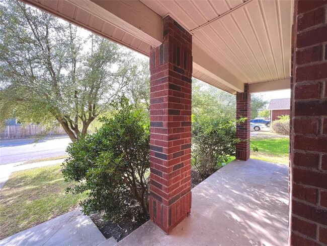 3515 Sandy Brook Dr in Round Rock, TX - Building Photo - Building Photo