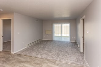 Hidden Point Apartments in Fargo, ND - Foto de edificio - Interior Photo