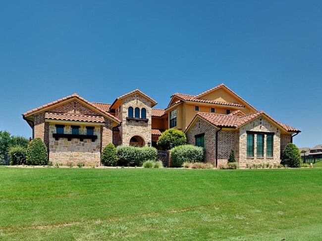 property at 7916 Bella Flora Dr