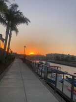 1901 S Victoria Ave in Oxnard, CA - Building Photo