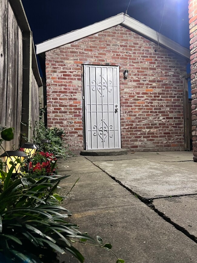 property at 1565 Marybelle Ave