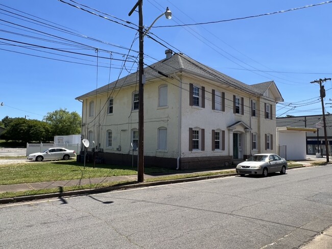 106 Chestnut St in Salisbury, NC - Building Photo - Building Photo