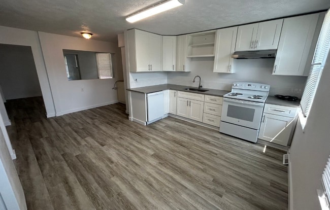 312 E Mission Ave in Spokane, WA - Building Photo - Building Photo
