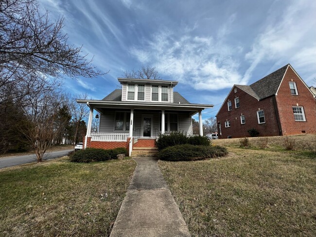 600 E 2nd St in Farmville, VA - Building Photo - Building Photo