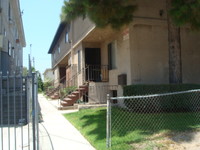 6923 Morella Ave in North Hollywood, CA - Foto de edificio - Building Photo