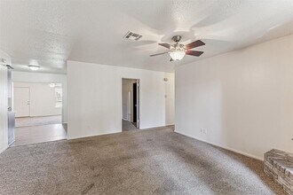 1405 SW 77th Terrace in Oklahoma City, OK - Building Photo - Building Photo