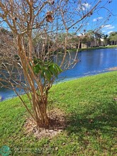 310 Palm Cir in Pembroke Pines, FL - Building Photo - Building Photo
