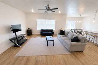 539 Stewart Crk Cv in Washington, UT - Building Photo - Building Photo