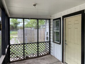 107 N 16th St in Van Buren, AR - Building Photo - Building Photo