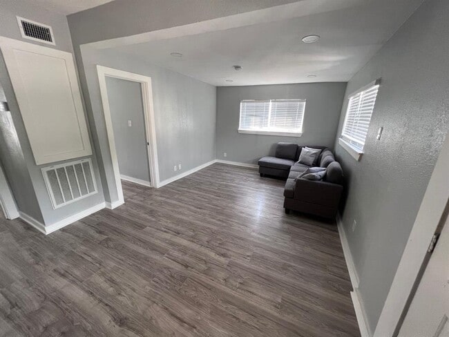 property at 1012 Broadway Avenue J