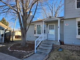 8184 Washington St in Thornton, CO - Building Photo