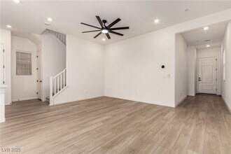 12491 Madison Pk Pl in Las Vegas, NV - Building Photo - Building Photo