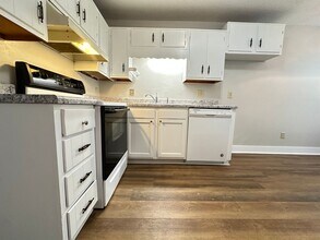 2308 Grayson Valley Cir in Birmingham, AL - Building Photo - Building Photo