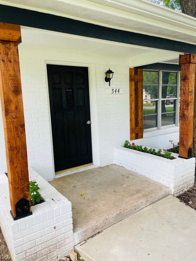 property at 544 N 37th St