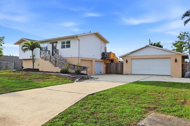 515 46th St W in Palmetto, FL - Building Photo - Building Photo