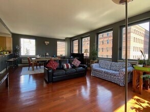 311 Washington St in Jersey City, NJ - Building Photo - Building Photo