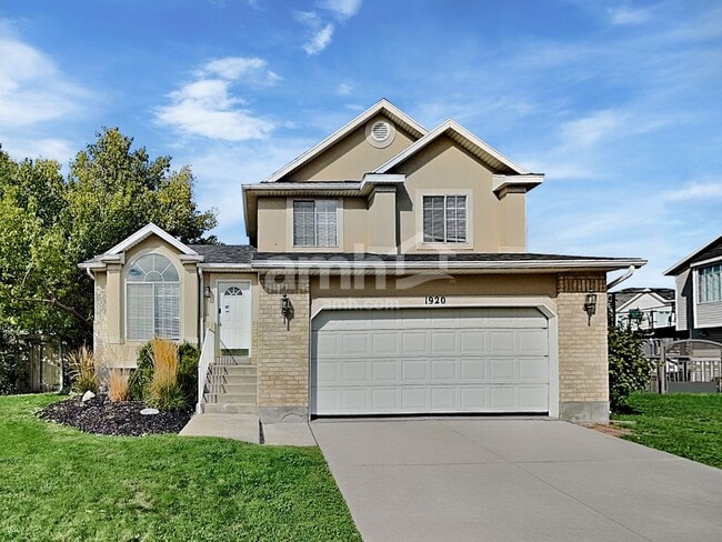 property at 1920 Sergeant Dr