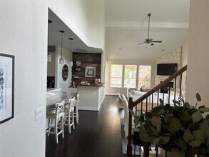 7 Blue Violet Ct in Tomball, TX - Building Photo - Building Photo
