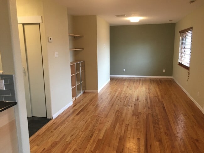 2739 S Knox Ct in Denver, CO - Building Photo - Building Photo
