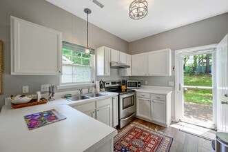 200 Highgate Cir in Wake Forest, NC - Building Photo - Building Photo