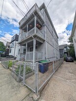 11 Porter St, Unit #3 in Somerville, MA - Building Photo
