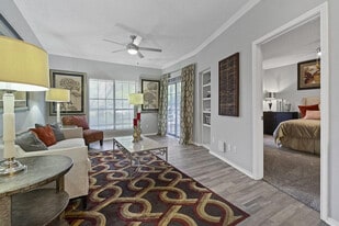 4804 Haverwood in Dallas, TX - Building Photo