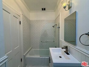 1123 15th St in Santa Monica, CA - Building Photo - Building Photo