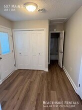 607 E Main St in Winterville, NC - Building Photo - Building Photo