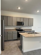 5333 Dragonfly Dr in Wildwood, FL - Building Photo - Building Photo