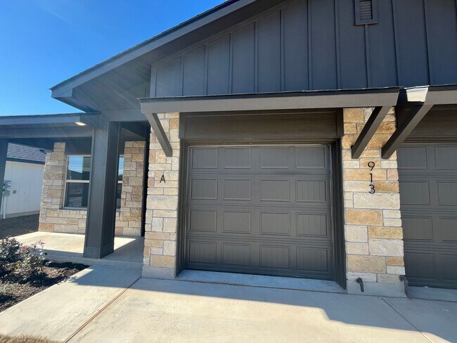 913 Switchgrass Dr in Killeen, TX - Building Photo - Building Photo