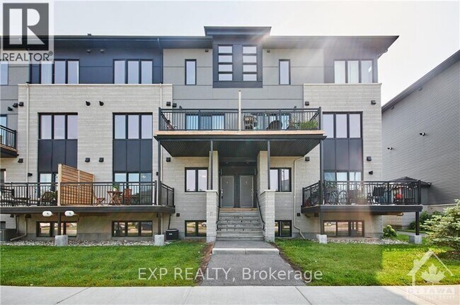450 Via Verona Ave in Ottawa, ON - Building Photo - Building Photo